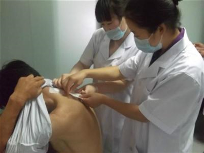 夏季慢性支氣管炎治療