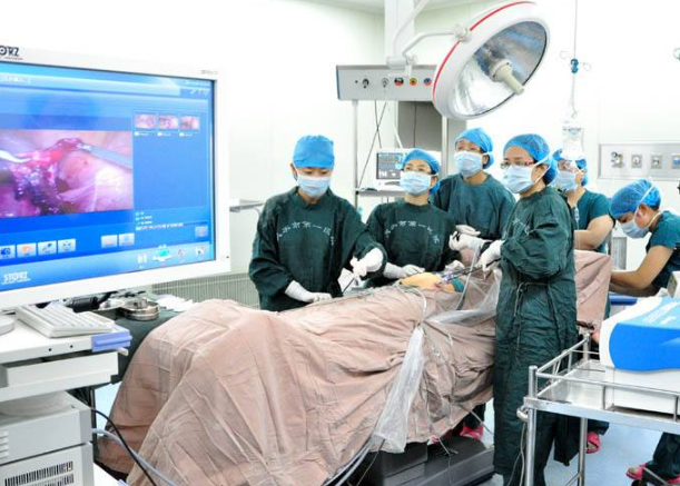 剖腹產手術 (66) 