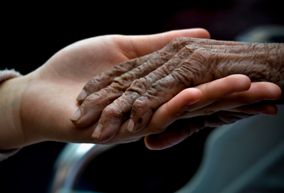 靜止性震顫 (57) 