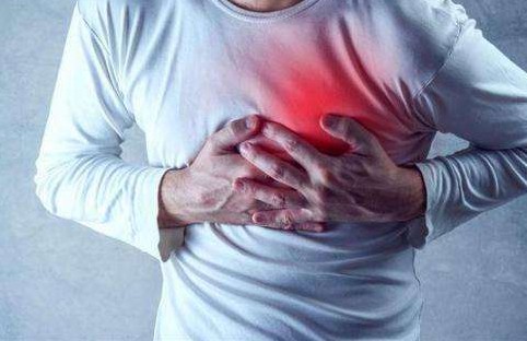 偶發房性早搏 (7) 