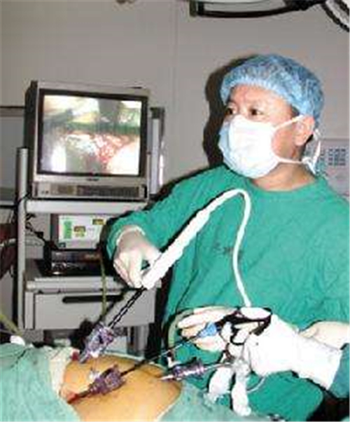 微創治療急性胰腺炎的