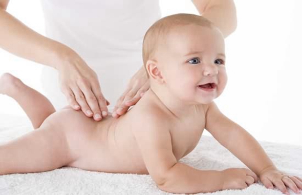 寶寶肚子脹氣按摩圖 (39) 