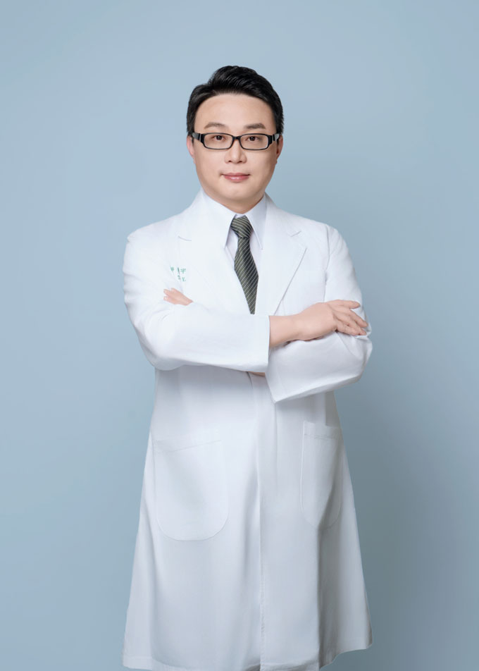 鄧冠宇