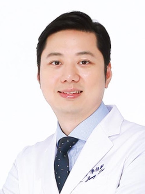 李佳融