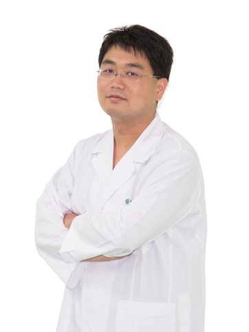翁郁閔