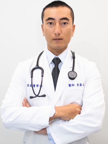 李慕凡