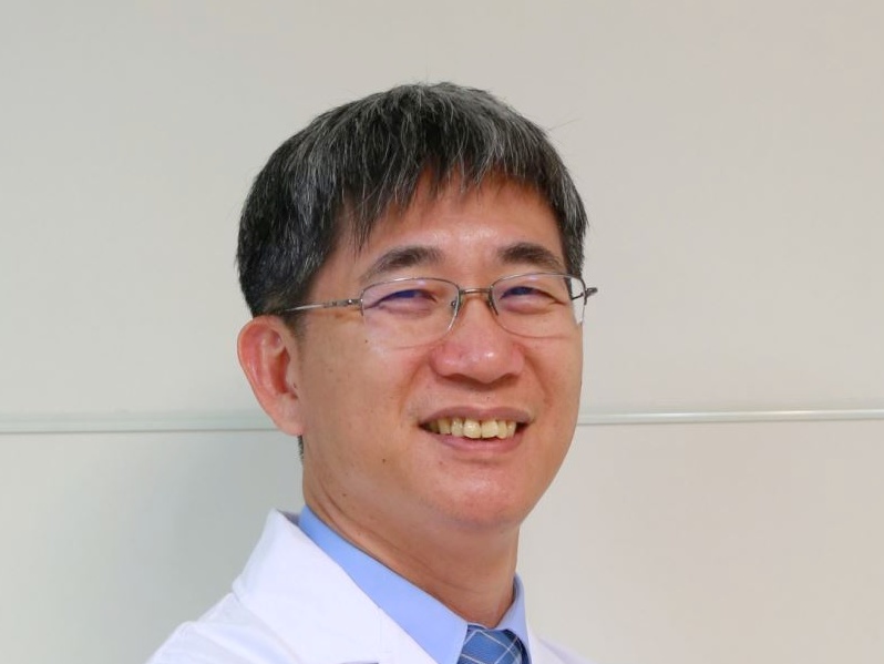 李明親