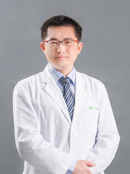 柯偉立