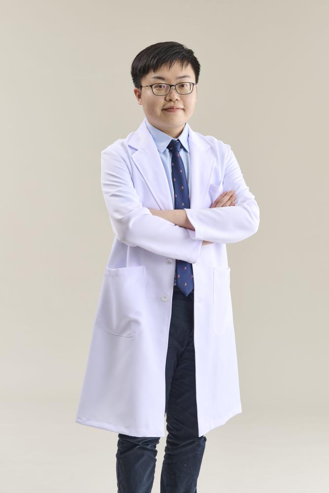 陳昱昀